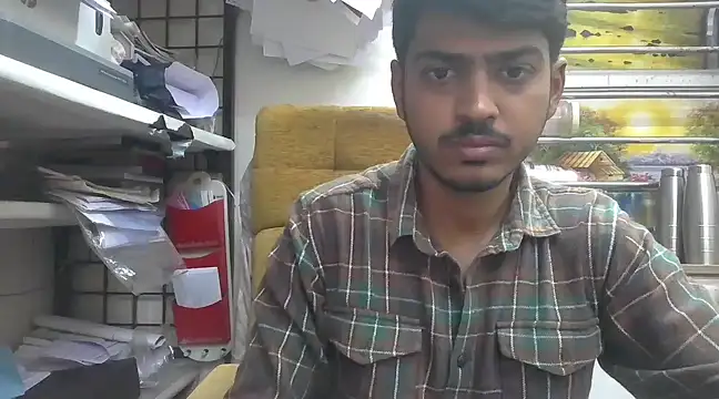 Snapshot of cute_modell chatting on February 28, 2025, 8:31 am cute modell online show from February 28, 2025, 8:31 am