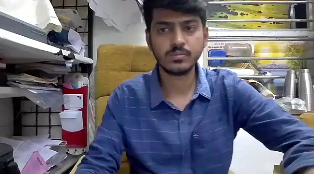 Snapshot of cute_modell chatting on March 18, 2025, 12:25 pm cute modell online show from March 18, 2025, 12:25 pm