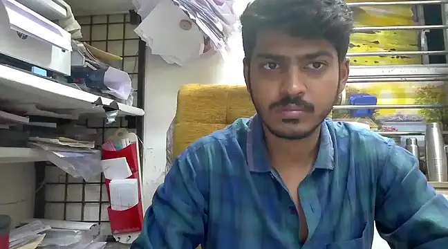 Snapshot of cute_modell chatting on March 21, 2025, 12:17 pm cute modell online show from March 21, 2025, 12:17 pm