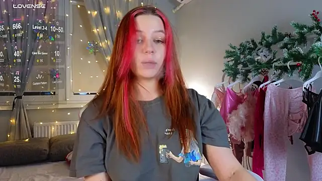 KiraBriis online show from January 17, 2026, 4:54 pm