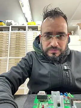 leonardohot1987 online show from January 13, 2025, 5:44 pm