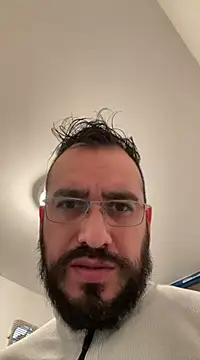 leonardohot1987 online show from January 14, 2025, 7:53 pm