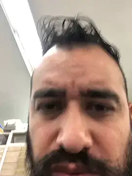 leonardohot1987 online show from February 6, 2025, 4:25 pm