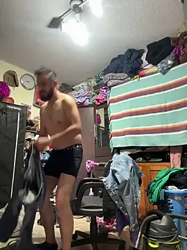 leonardohot1987 online show from March 5, 2025, 2:57 am