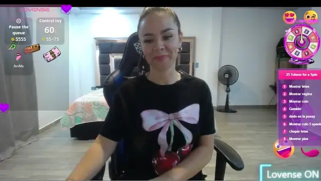 Francheskasmile online show from September 13, 2025, 5:29 am