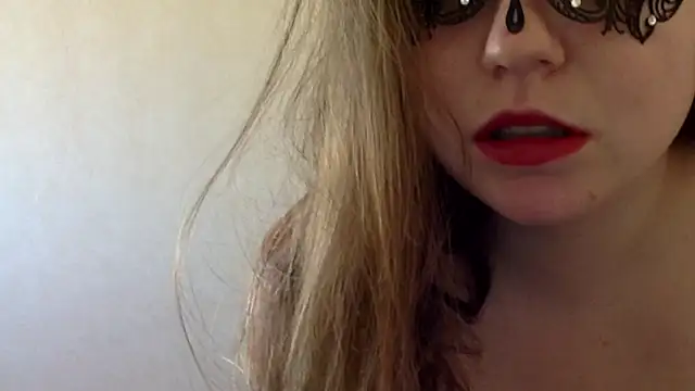 Lacoquinedu636 online show from January 11, 2025, 1:11 pm