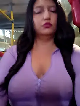 Melyy Edii online show from November 6, 2025, 11:15 pm