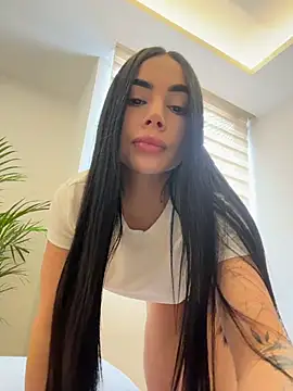 tamy xoo online show from April 3, 2026, 6:28 pm