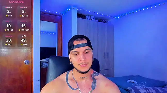 austinoficial online show from February 26, 2025, 8:48 am