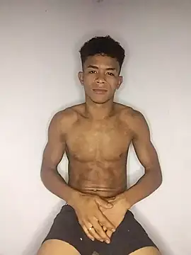 Snapshot of Black_Manba chatting on February 15, 2025, 4:47 am Black Manba online show from February 15, 2025, 4:47 am