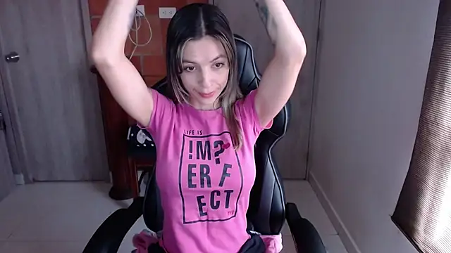 Princezzlove3 online show from January 30, 2025, 1:53 pm