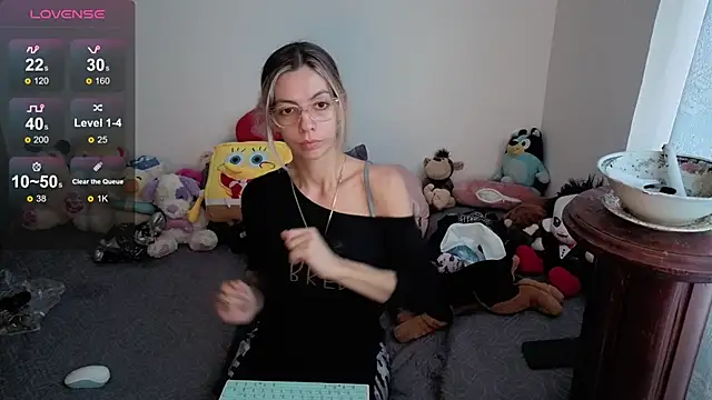 Snapshot of Princezzlove3 chatting on February 18, 2026, 12:23 pm Princezzlove3 online show from February 18, 2026, 12:23 pm