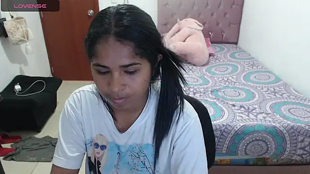 july-feria online show from January 13, 2025, 10:03 pm