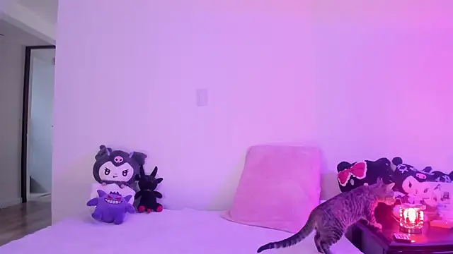 Snapshot of raven__white1 chatting on October 29, 2025, 6:53 pm raven  white1 online show from October 29, 2025, 6:53 pm