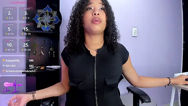 Snapshot of BrigitteRoy_ chatting on July 1, 2026, 3:08 am BrigitteRoy online show from July 1, 2026, 3:08 am