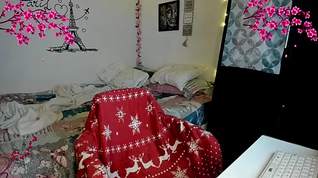 nataparis online show from April 18, 2026, 12:14 am