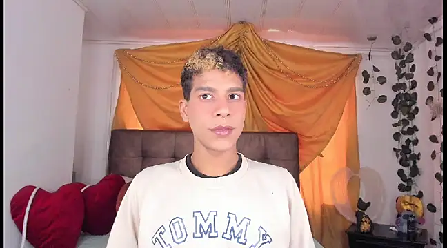 Ethan Boyy online show from March 22, 2025, 9:31 pm