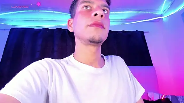 Ethan Boyy online show from February 5, 2026, 6:12 pm