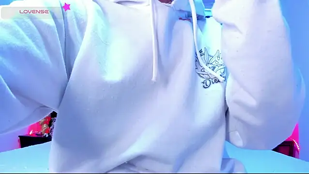 Ethan Boyy online show from April 16, 2026, 2:18 pm