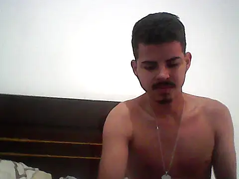 Frdrereeee online show from November 19, 2025, 4:29 pm