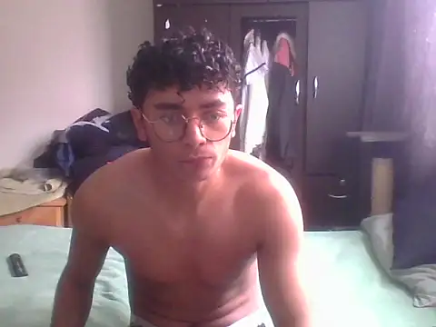 Snapshot of elbebesitobebelean666 chatting on November 25, 2025, 3:45 pm elbebesitobebelean666 online show from November 25, 2025, 3:45 pm