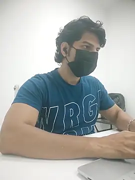 NikaYeptho online show from June 17, 2026, 6:49 am