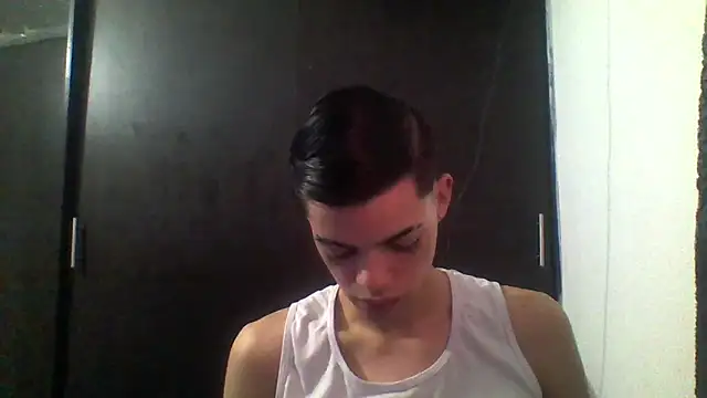 Latinos 2001 online show from April 15, 2026, 2:57 pm