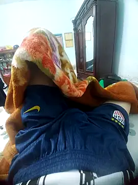 KisSsu online show from February 4, 2026, 2:56 pm