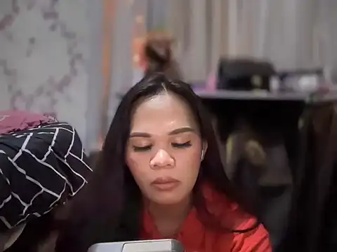 SophiaCourthaway online show from September 24, 2025, 4:21 pm