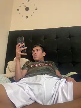 FercitoHot online show from April 17, 2026, 7:33 am