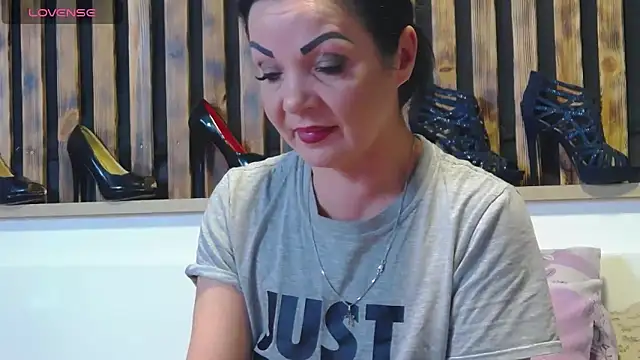 Tory Lovi online show from April 5, 2026, 3:58 am