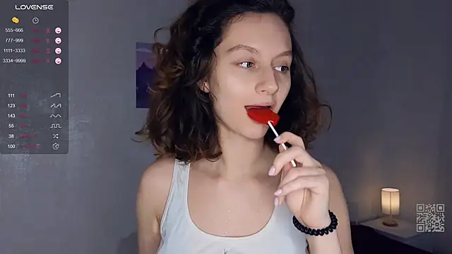 Leya Curly online show from March 2, 2025, 12:32 pm