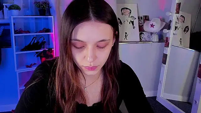 Sahara Shields online show from November 18, 2025, 10:20 am