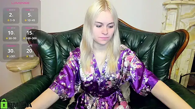 HillEva online show from October 9, 2025, 7:45 pm