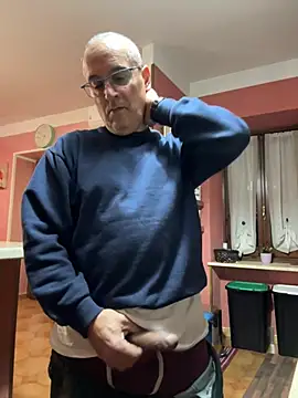 sempreilmio2 online show from January 29, 2025, 6:39 pm