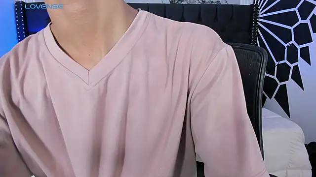 EthaanCox online show from March 24, 2026, 8:03 pm