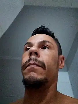 Snapshot of Santanacumxplod chatting on February 9, 2025, 3:22 am Santanacumxplod online show from February 9, 2025, 3:22 am