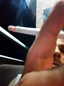 Snapshot of Santanacumxplod chatting on March 1, 2025, 5:09 am Santanacumxplod online show from March 1, 2025, 5:09 am