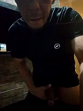 Snapshot of Santanacumxplod chatting on September 20, 2025, 4:02 am Santanacumxplod online show from September 20, 2025, 4:02 am