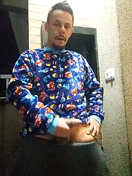 Snapshot of Santanacumxplod chatting on October 15, 2025, 2:33 am Santanacumxplod online show from October 15, 2025, 2:33 am