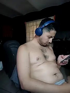 Snapshot of Omar_fernndo chatting on January 22, 2025, 7:34 pm Omar fernndo online show from January 22, 2025, 7:34 pm
