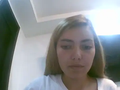 VittoriaTaylor online show from February 26, 2026, 4:50 pm