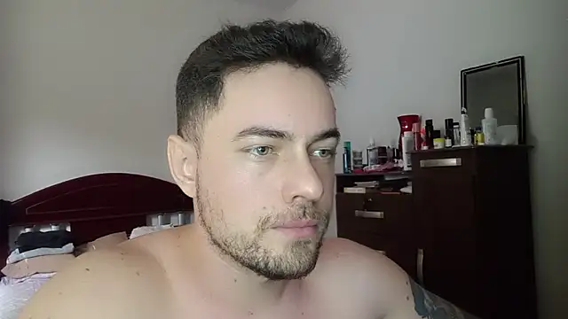 Snapshot of Dyllan__ chatting on May 29, 2026, 2:15 pm Dyllan online show from May 29, 2026, 2:15 pm