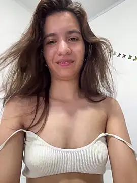 Snapshot of Bella_still chatting on February 11, 2026, 1:27 pm Bella still online show from February 11, 2026, 1:27 pm