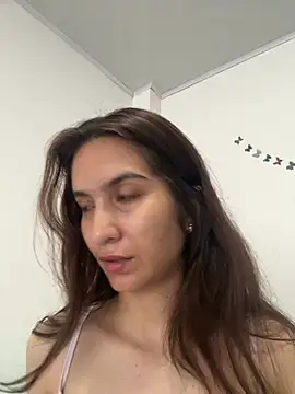 Snapshot of Bella_still chatting on February 13, 2026, 2:02 pm Bella still online show from February 13, 2026, 2:02 pm