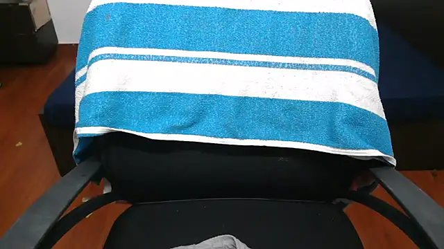 Snapshot of LovelyRosy chatting on October 7, 2025, 1:03 am LovelyRosy online show from October 7, 2025, 1:03 am