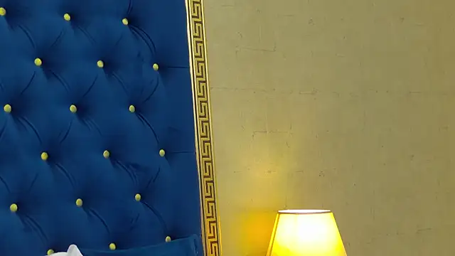 Annabellerise online show from March 3, 2025, 6:01 pm