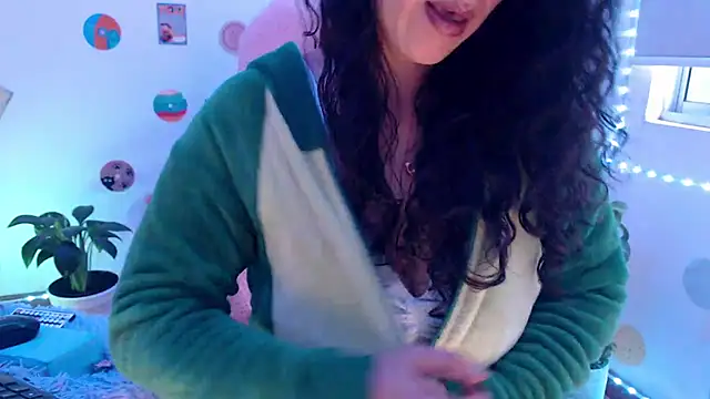 Snapshot of samy_love35 chatting on March 4, 2025, 11:19 am samy love35 online show from March 4, 2025, 11:19 am