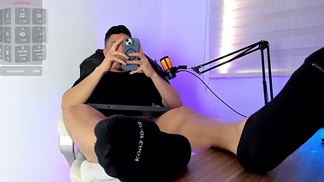 Snapshot of Fraannco chatting on January 31, 2025, 7:29 pm Fraannco online show from January 31, 2025, 7:29 pm