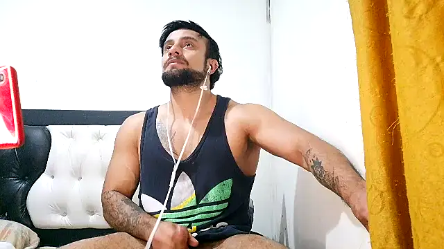 Snapshot of davidcr89 chatting on February 11, 2026, 7:46 am davidcr89 online show from February 11, 2026, 7:46 am